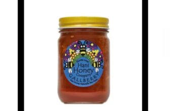 Should You Choose Raw Honeycomb or Creamed Honey for Your Kitchen?